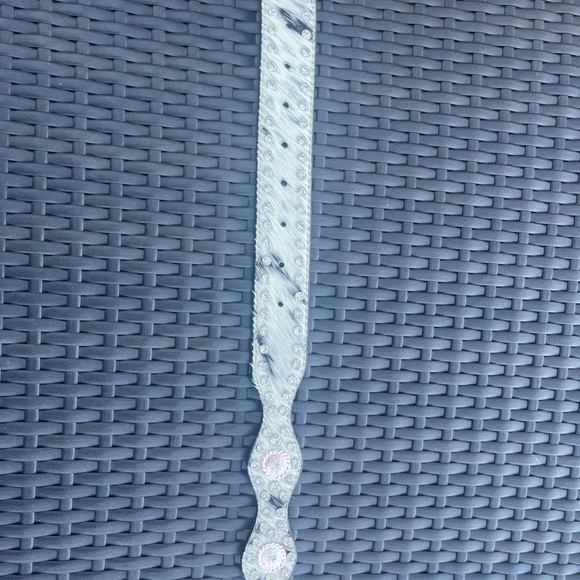 ⭐️ HAIR ON SCALLOPED WESTERN BELT WITH SWAROVSKI - Picture 12 of 16